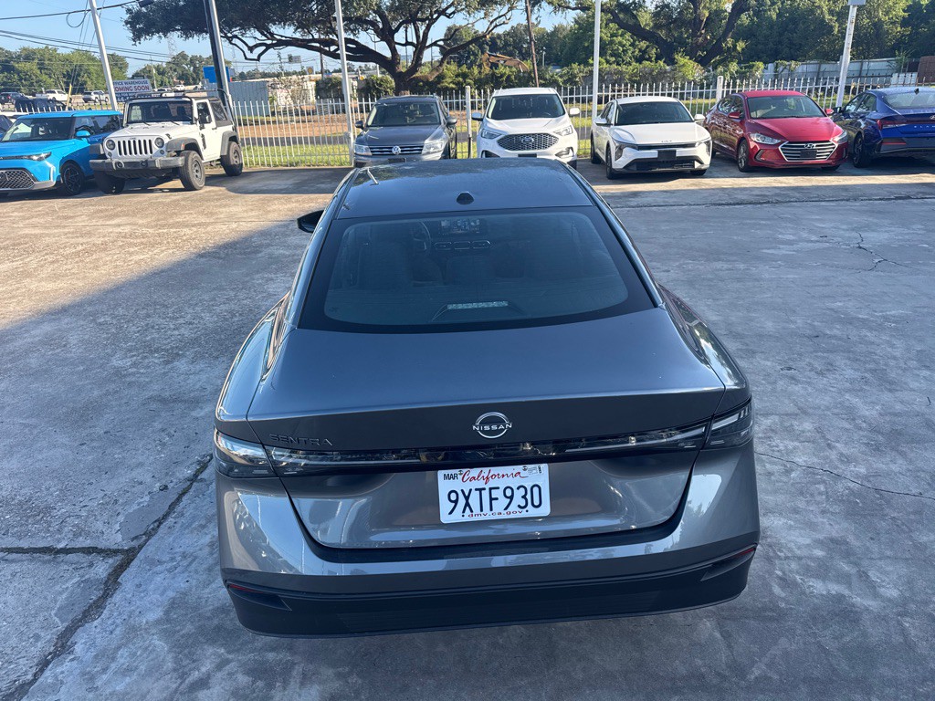 2026 Nissan Sentra Image 8