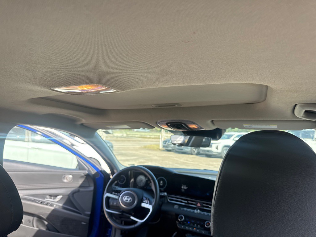 2025 Hyundai Elantra Image 20