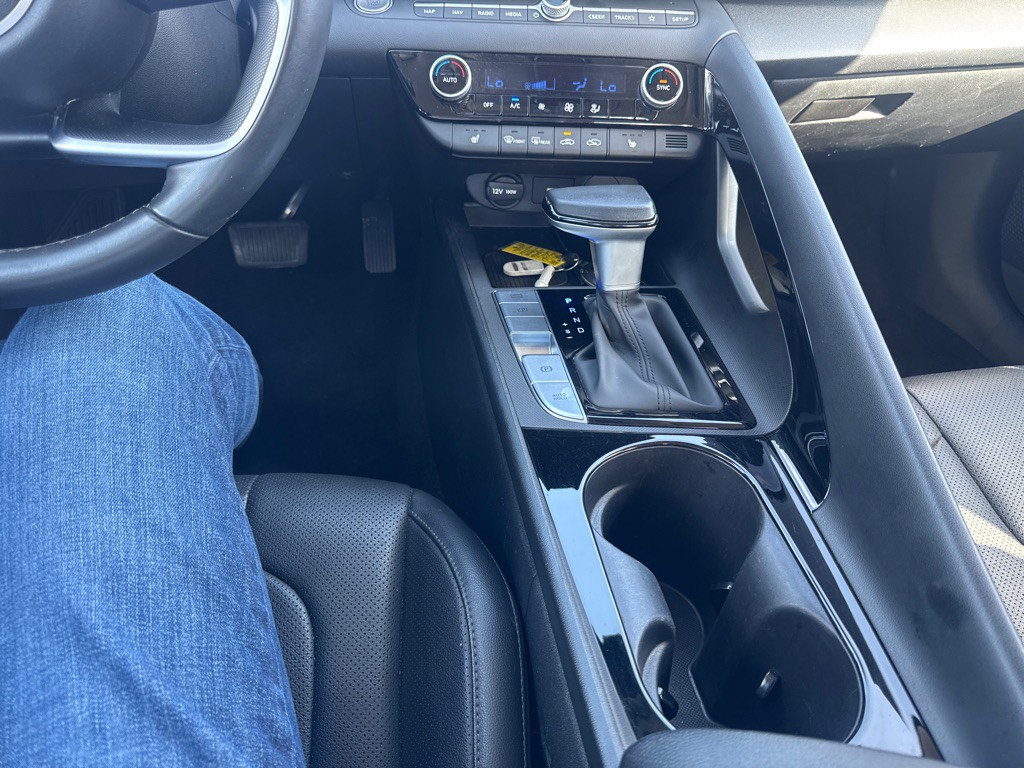 2025 Hyundai Elantra Image 29
