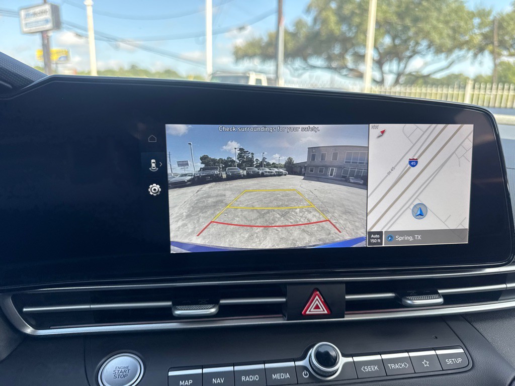 2025 Hyundai Elantra Image 31