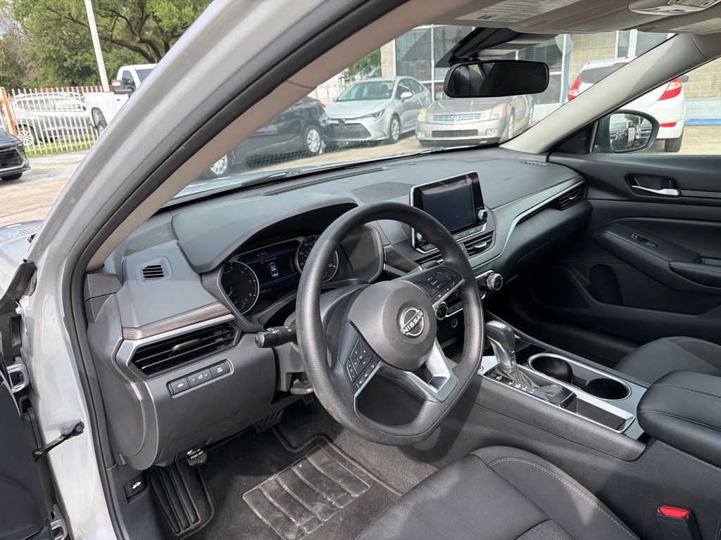 2024 Nissan Altima Image 14