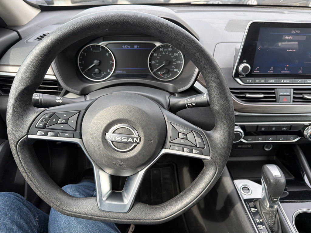 2024 Nissan Altima Image 26