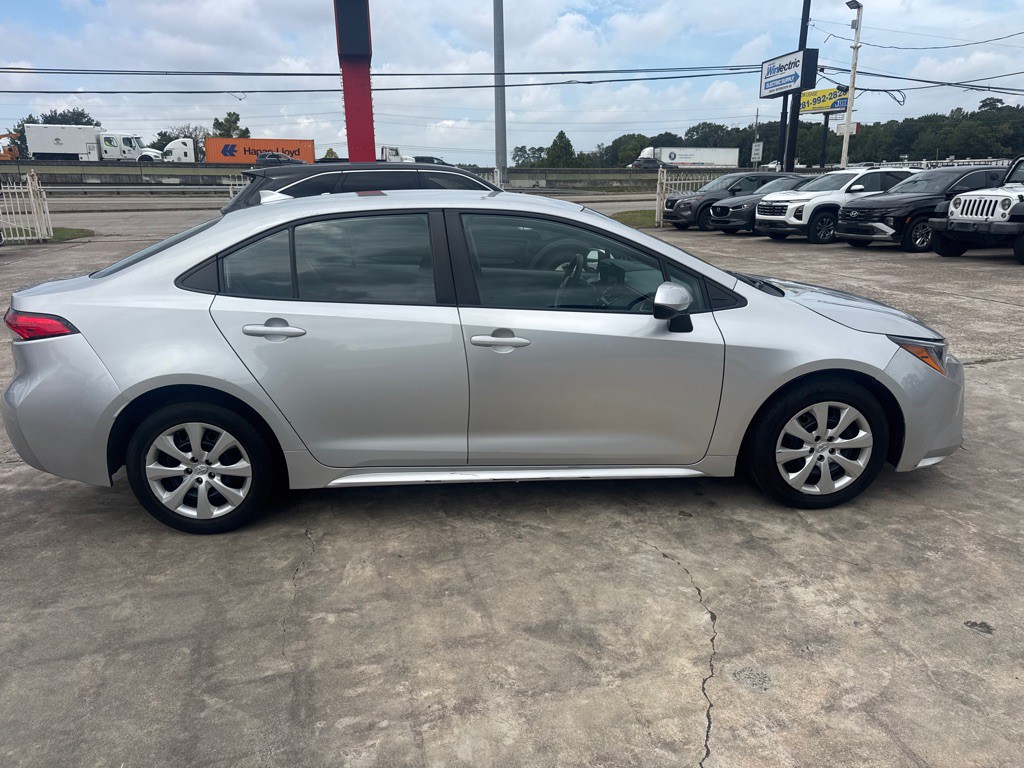 2024 Toyota Corolla Image 3