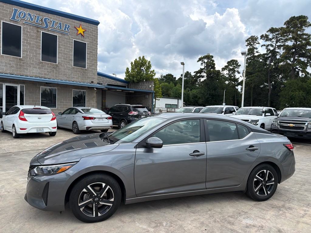 2024 Nissan Sentra Image 1