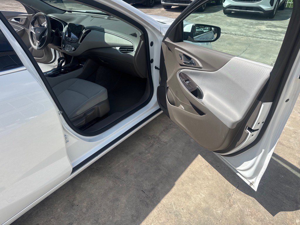 2024 Chevrolet Malibu Image 20