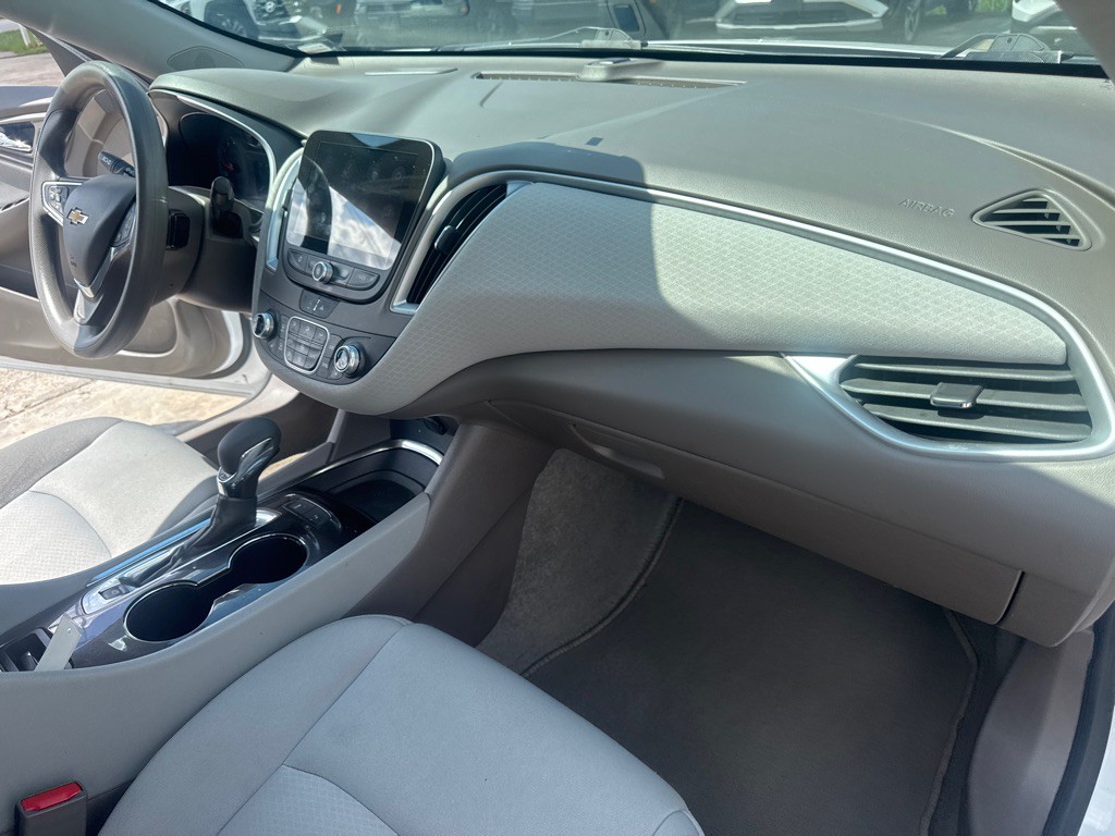 2024 Chevrolet Malibu Image 23
