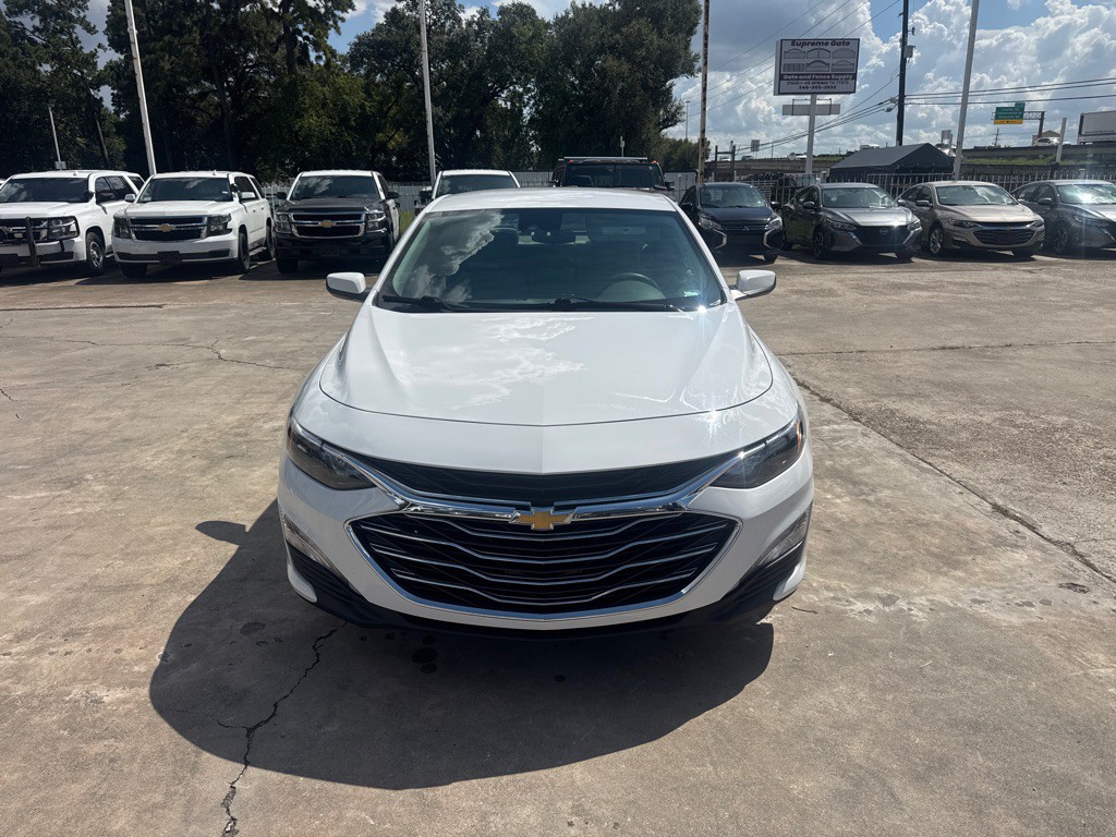 2024 Chevrolet Malibu Image 3