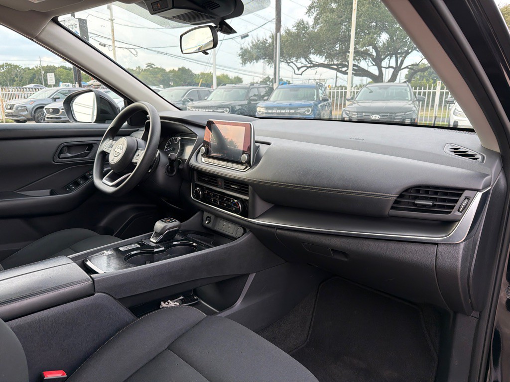 2024 Nissan Rogue Image 24