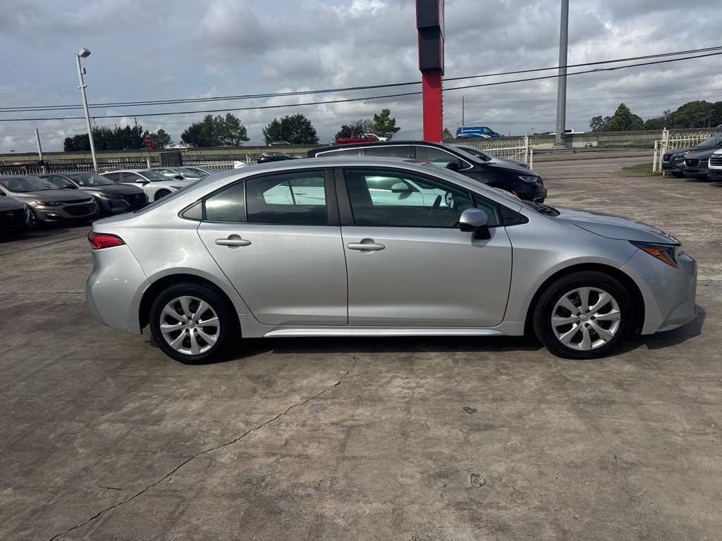 2026 Toyota Corolla Image 4