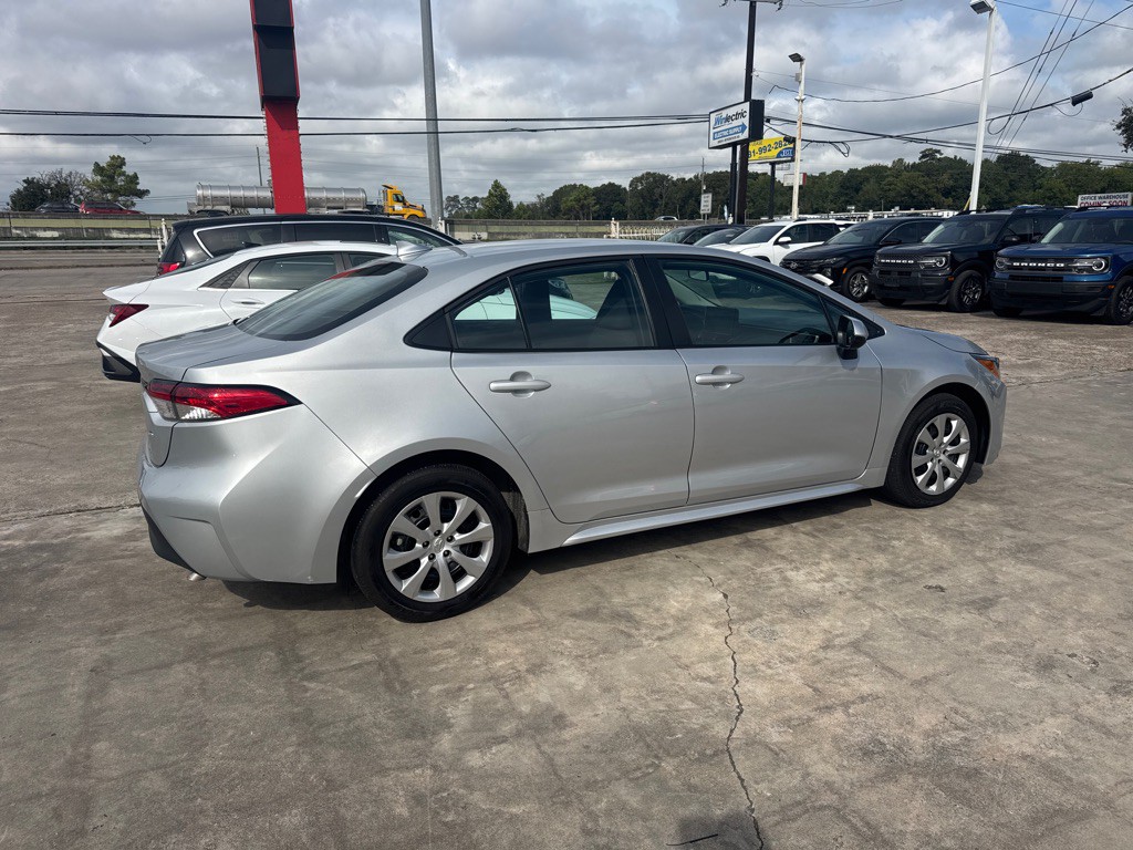 2026 Toyota Corolla Image 5