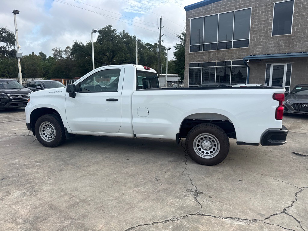 2024 Chevrolet Silverado 1500 Image 9
