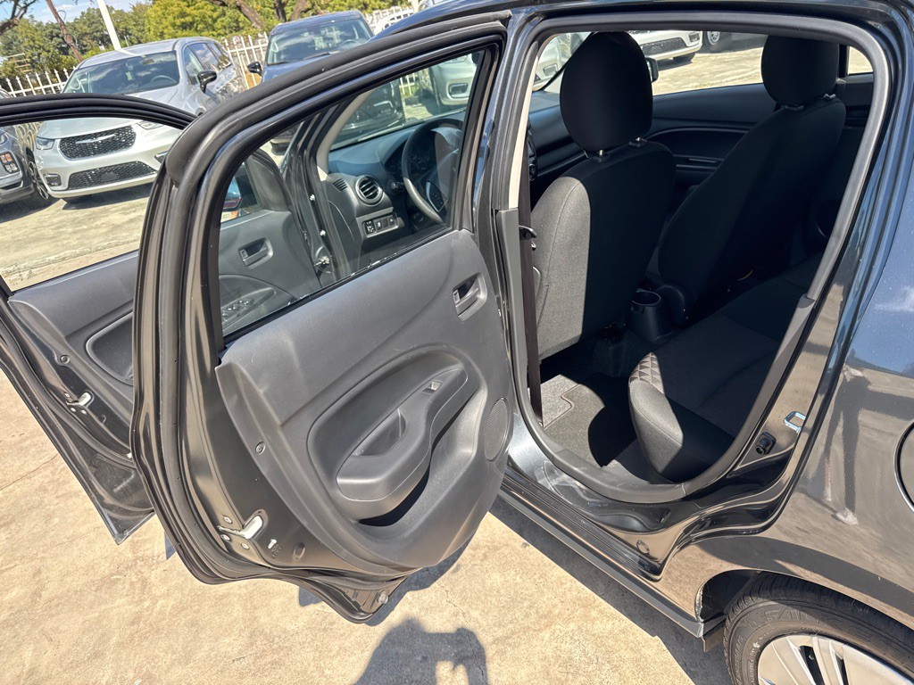 2024 Mitsubishi Mirage Image 14