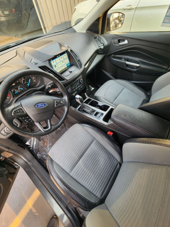 2019 Ford Escape Image 9