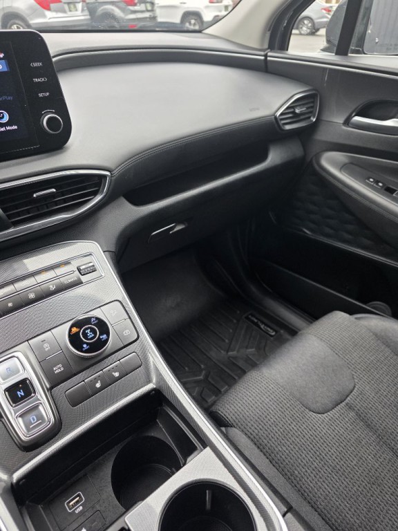 2022 Hyundai Santa Fe Image 9
