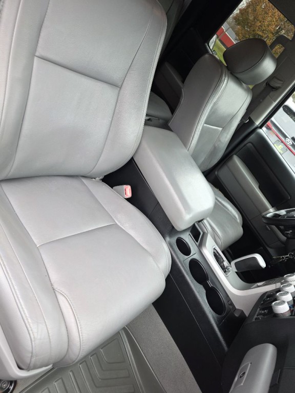 2008 Toyota Tundra Image 12