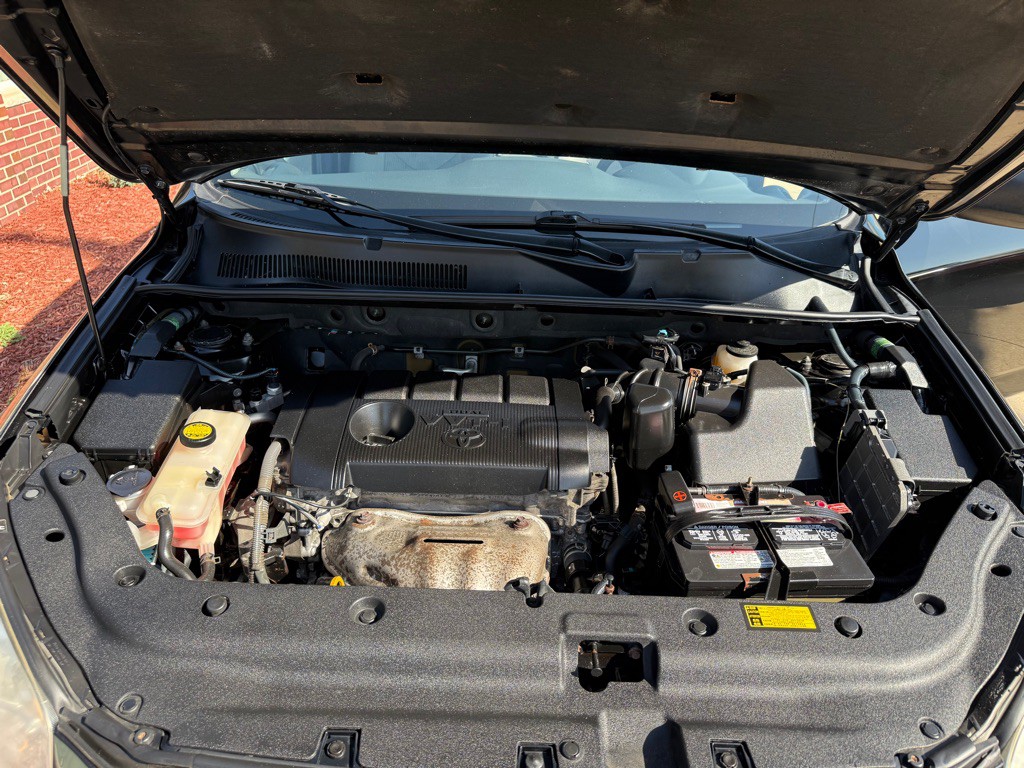 2012 Toyota Rav4 Image 21