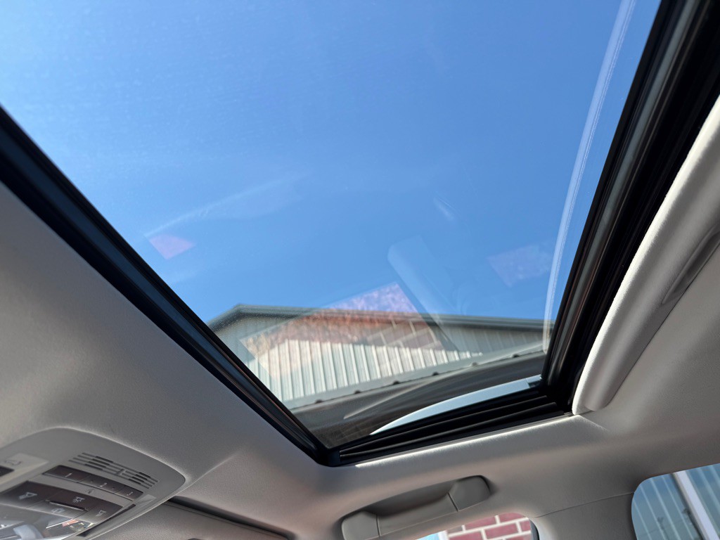 2012 Lexus RX Image 17
