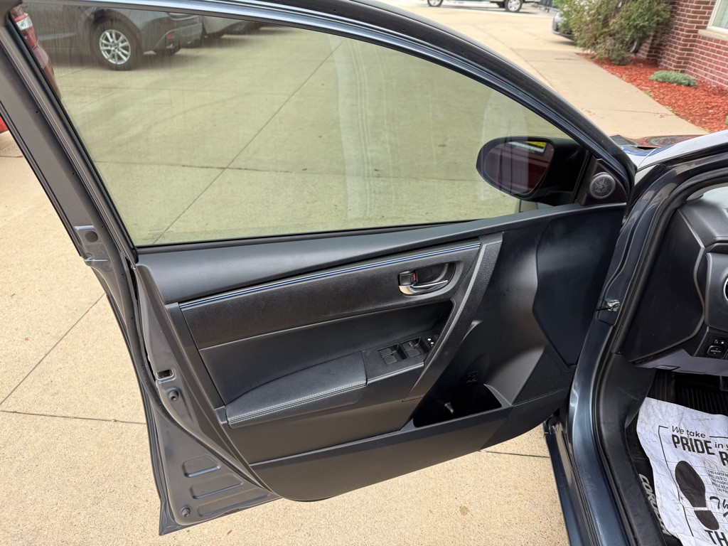 2019 Toyota Corolla Image 8
