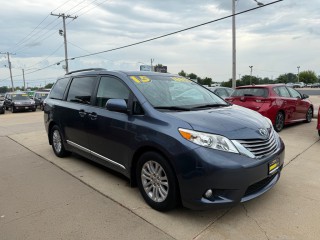 Image for 2015 Toyota Sienna XLE ID: 6751800