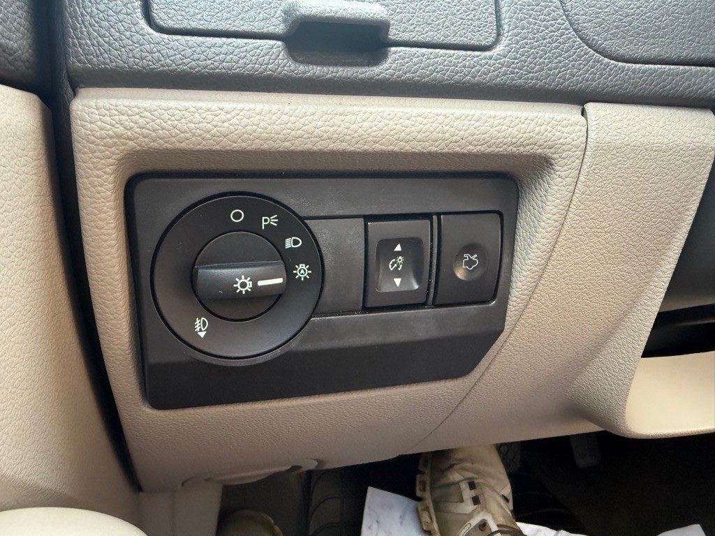 2012 Ford Fusion Image 16