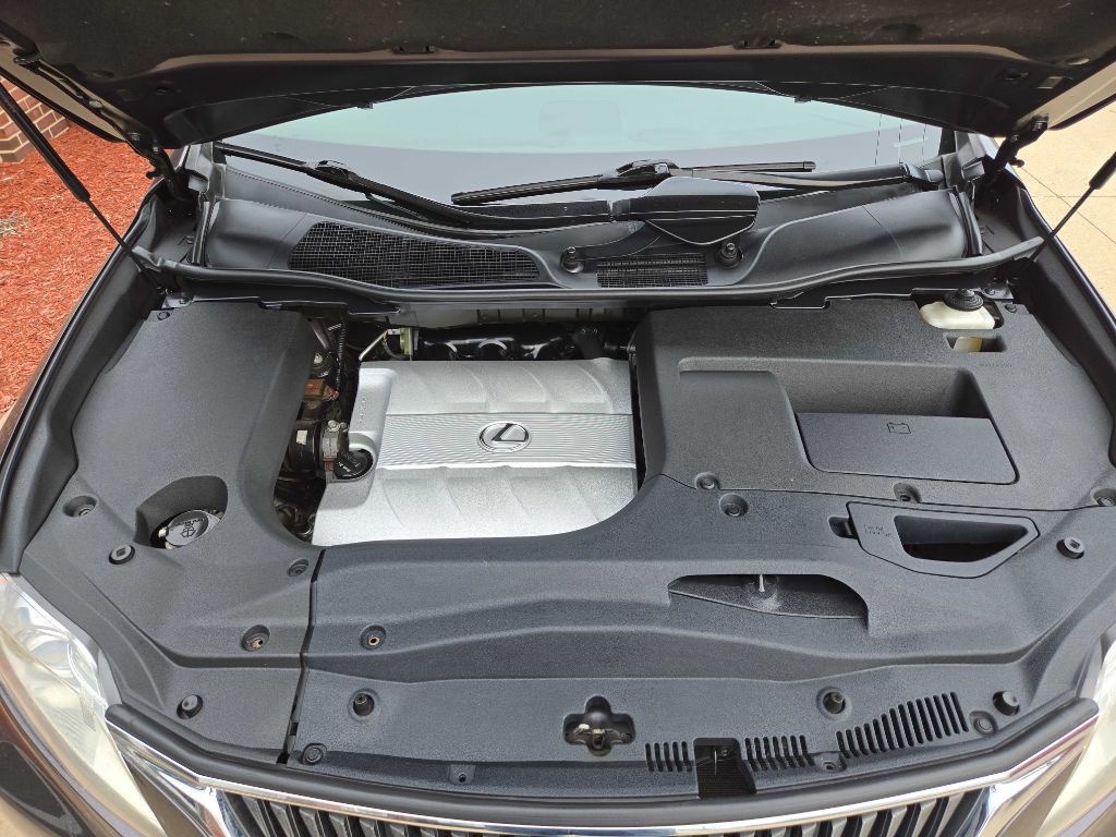 2010 Lexus RX Image 22