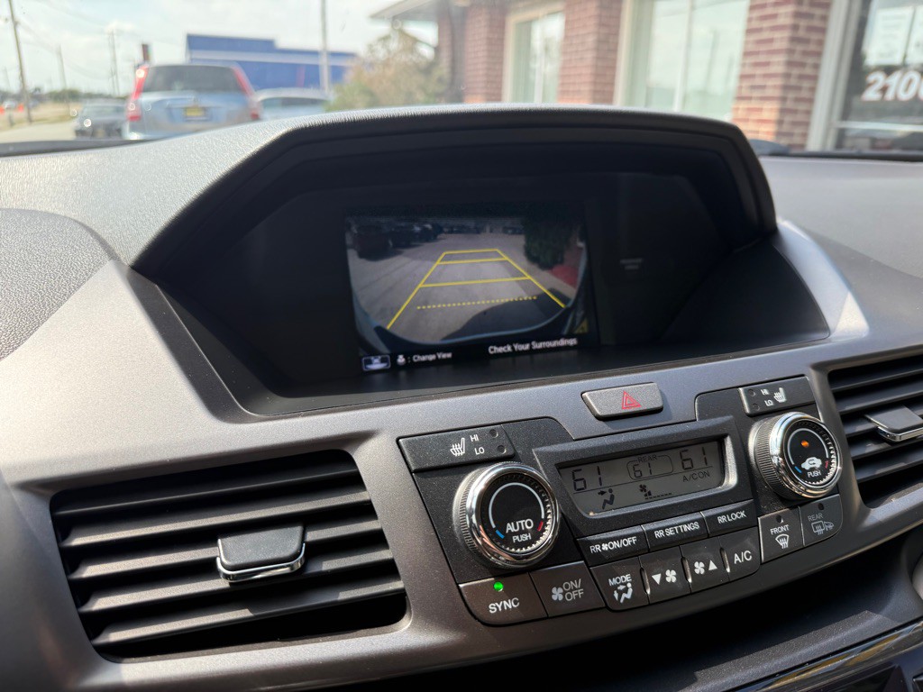 2014 Honda Odyssey Image 13