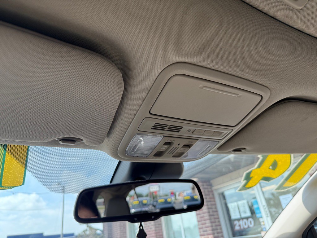 2014 Honda Odyssey Image 17