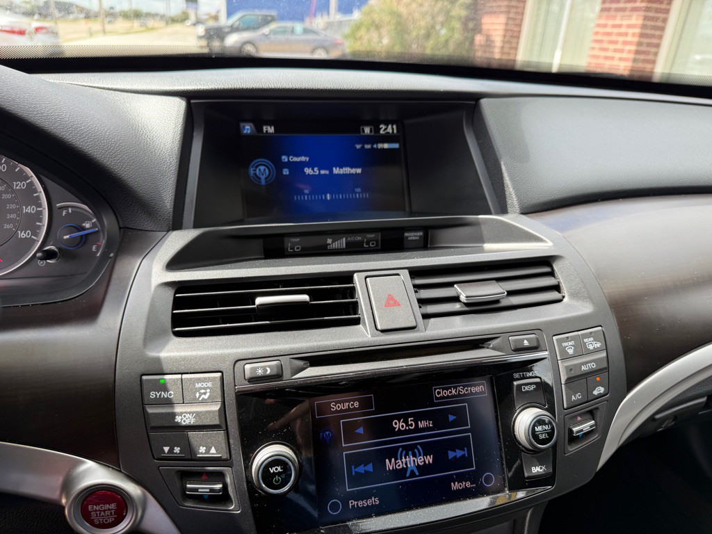 2015 Honda Crosstour Image 12