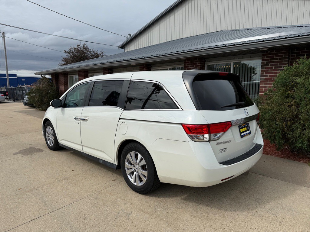 2015 Honda Odyssey Image 5