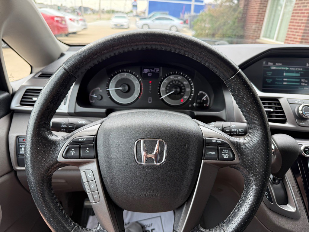 2015 Honda Odyssey Image 10