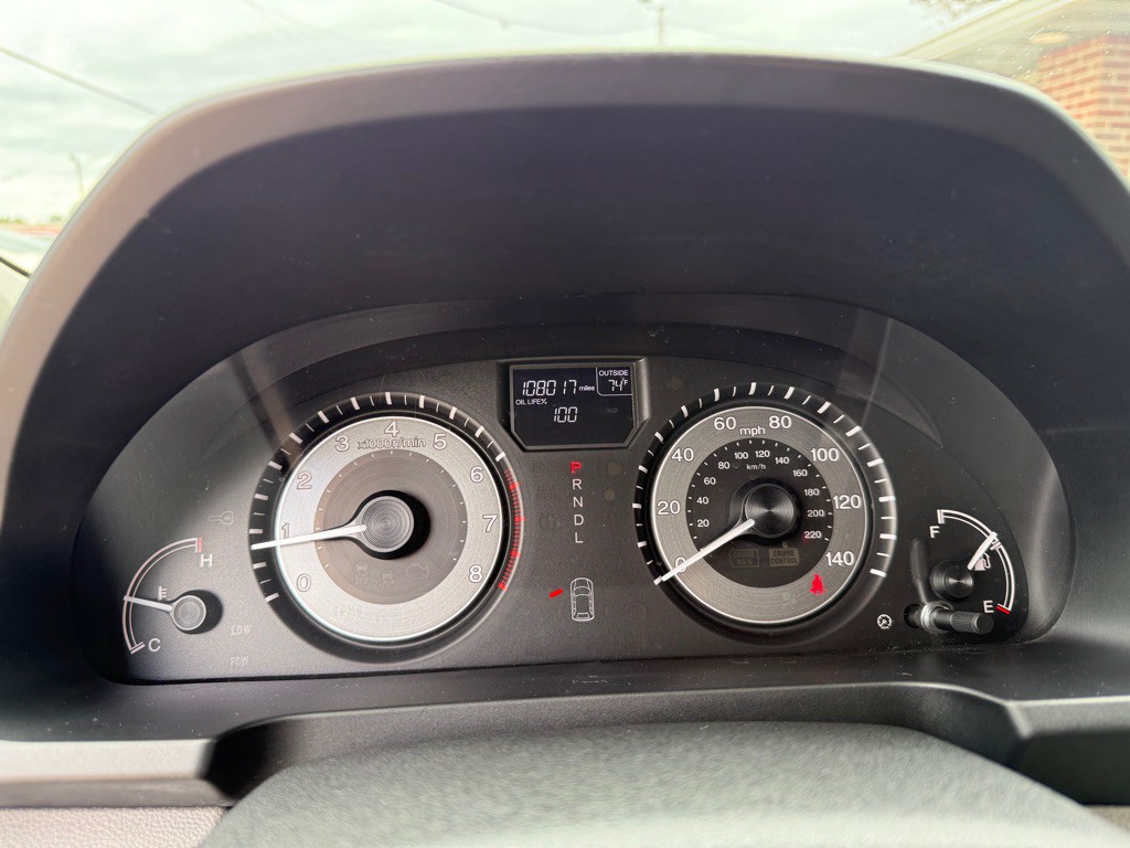 2015 Honda Odyssey Image 11