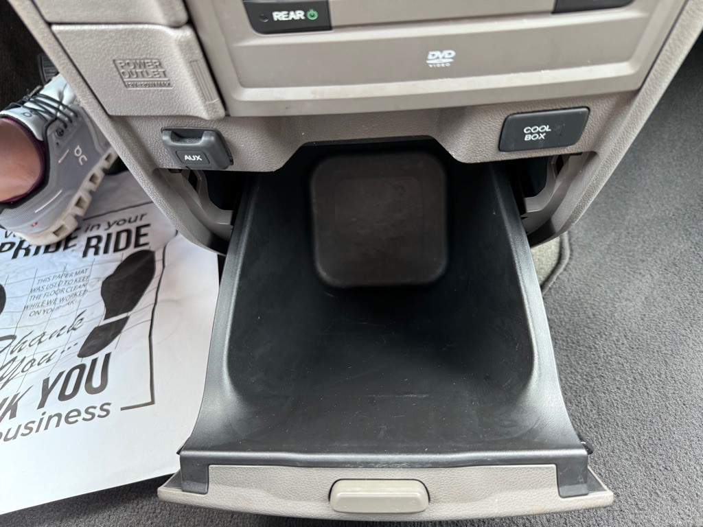 2015 Honda Odyssey Image 17