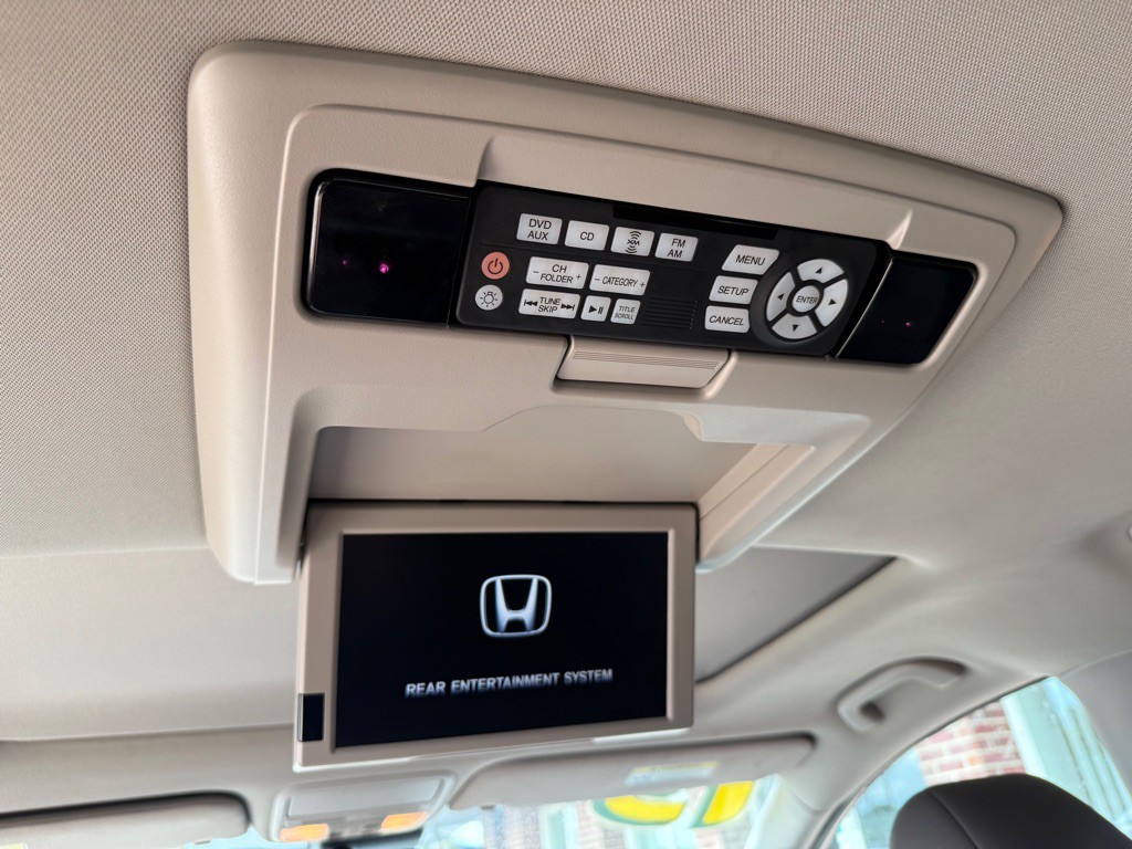 2015 Honda Odyssey Image 23