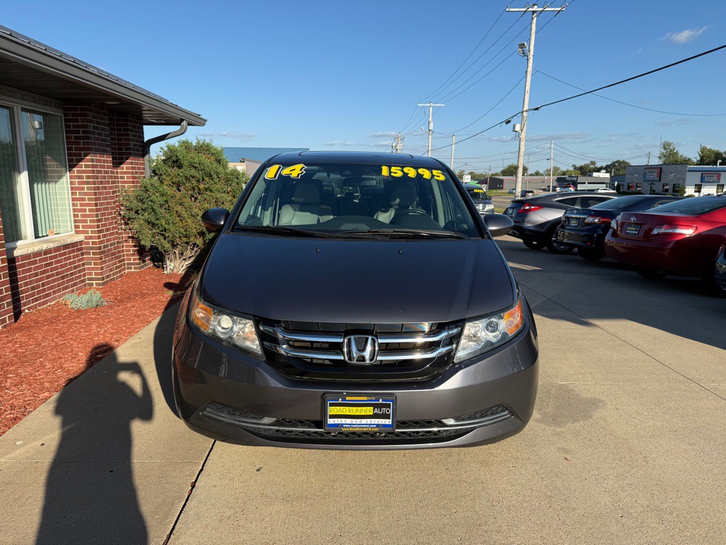 2014 Honda Odyssey Image 2