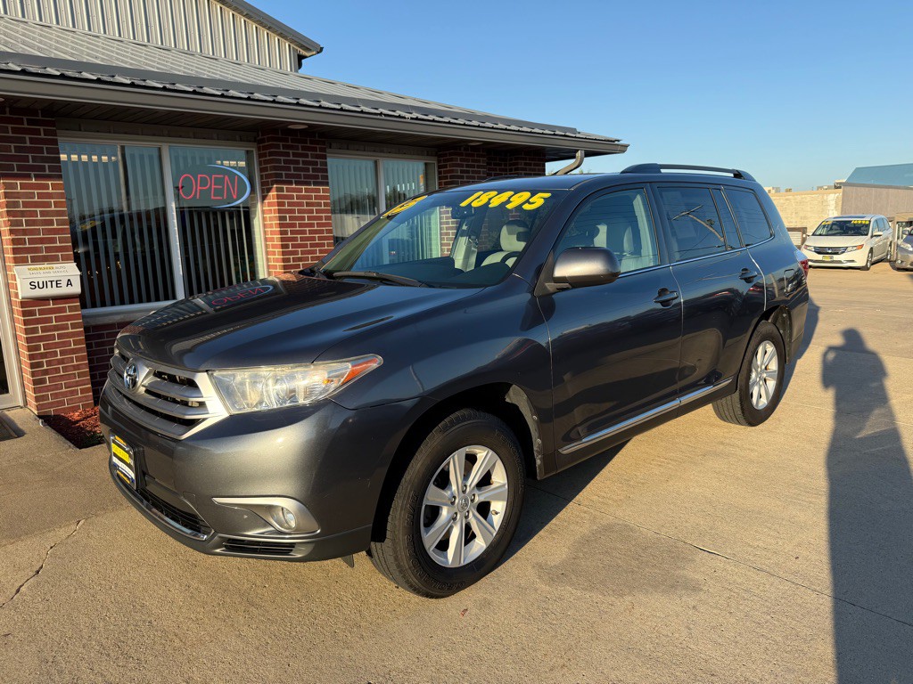 2013 Toyota Highlander Image 3