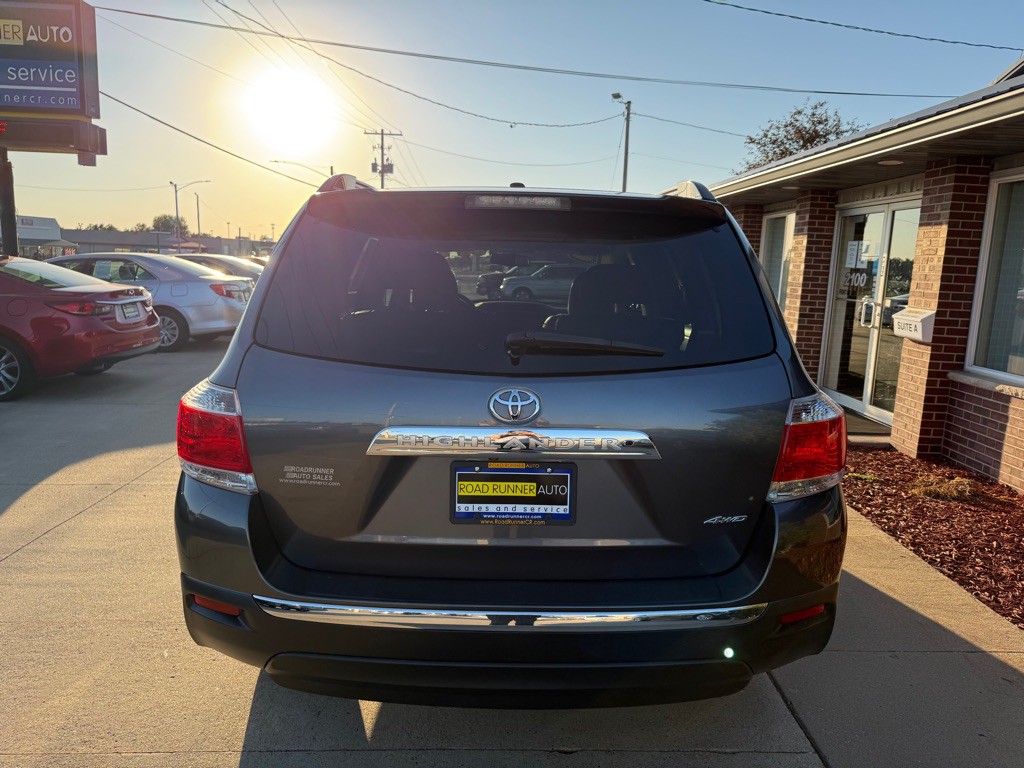 2013 Toyota Highlander Image 6