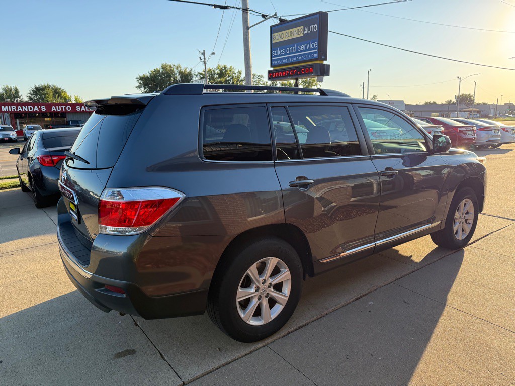2013 Toyota Highlander Image 7