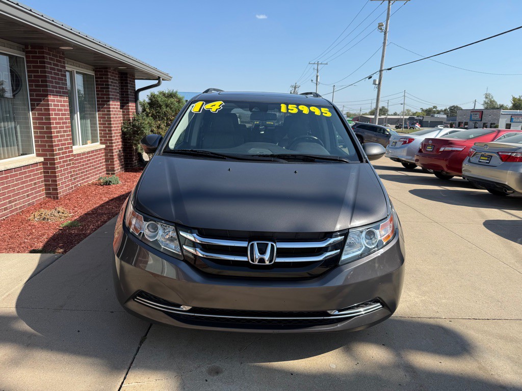 2014 Honda Odyssey Image 2