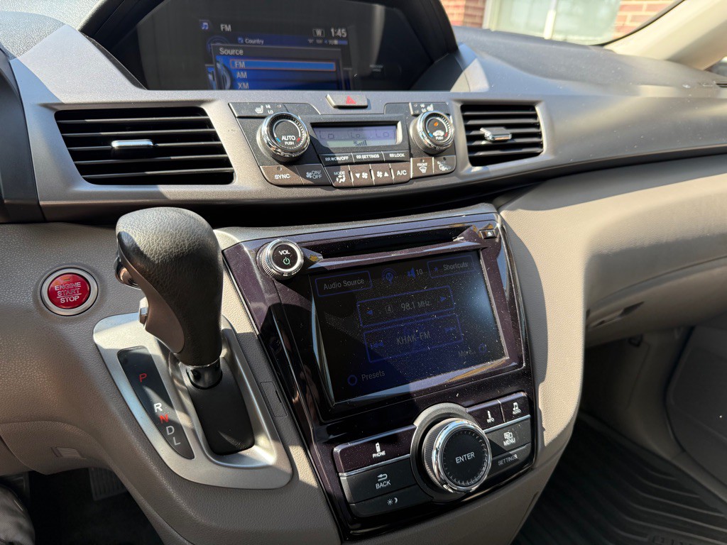 2014 Honda Odyssey Image 13
