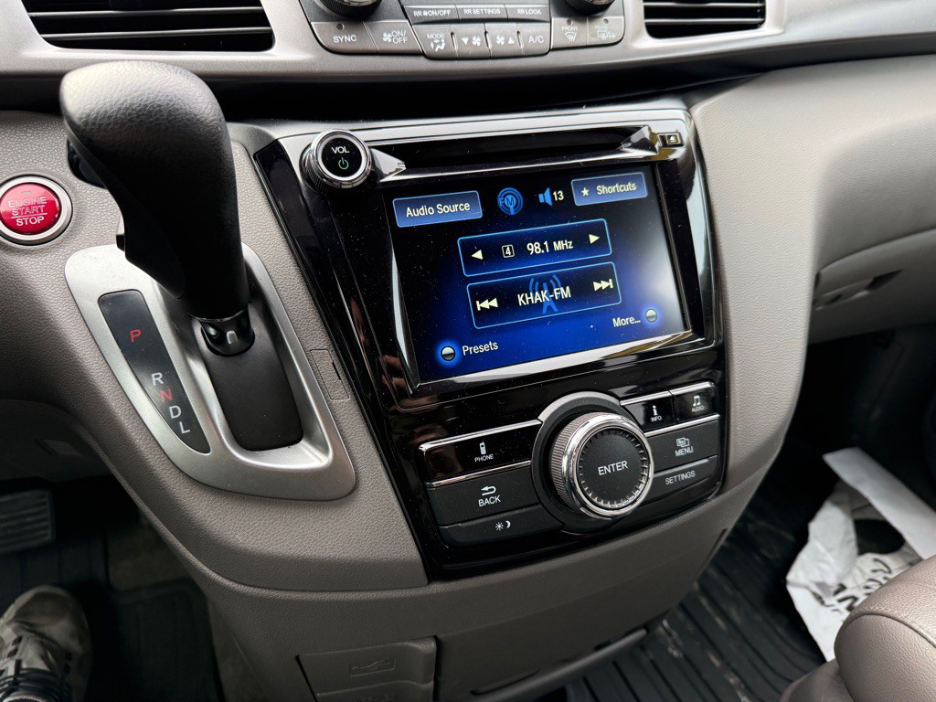 2014 Honda Odyssey Image 13