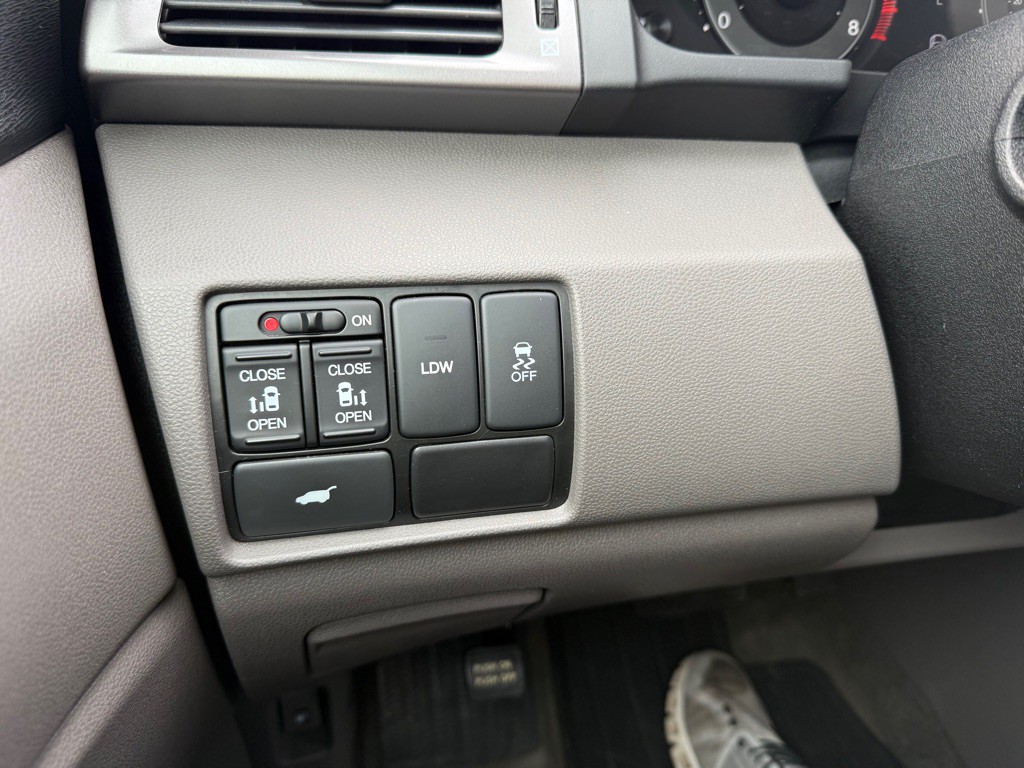 2014 Honda Odyssey Image 19