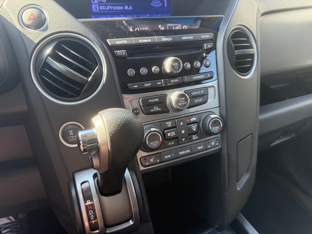 2015 Honda Pilot Image 14