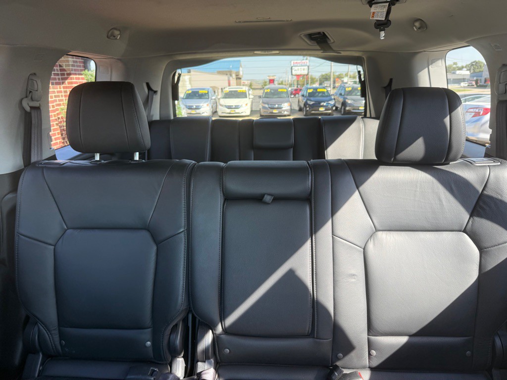 2015 Honda Pilot Image 19