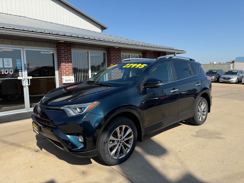 2017 Toyota Rav4 Image 3