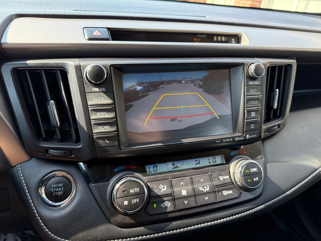 2017 Toyota Rav4 Image 13