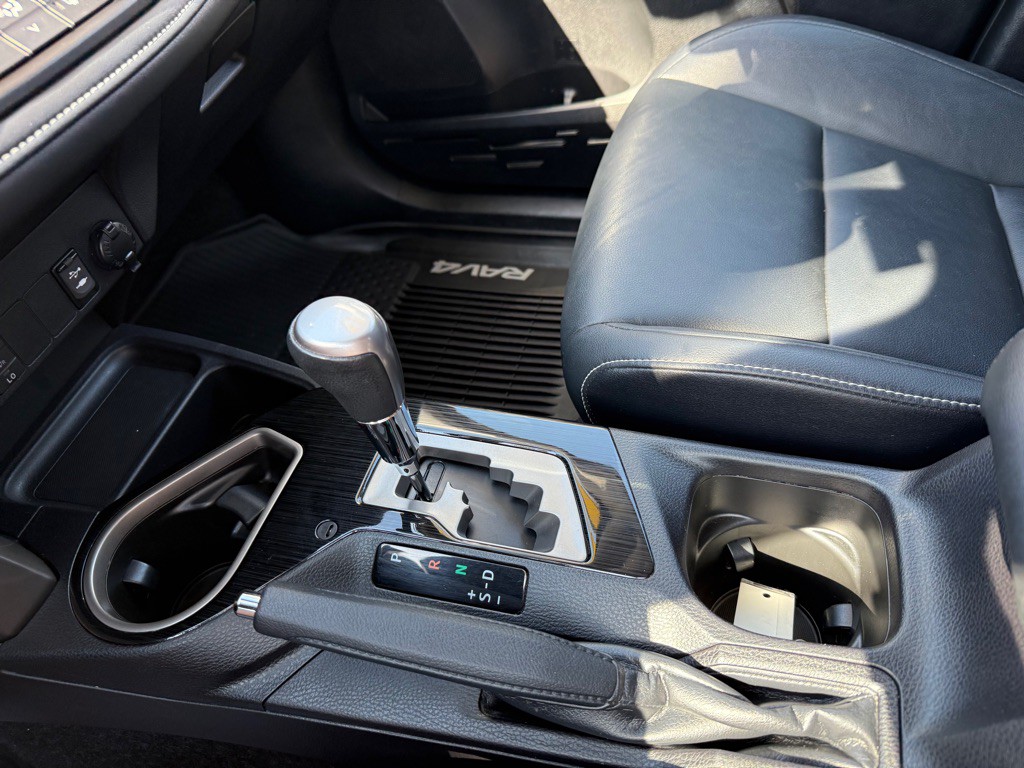2017 Toyota Rav4 Image 15