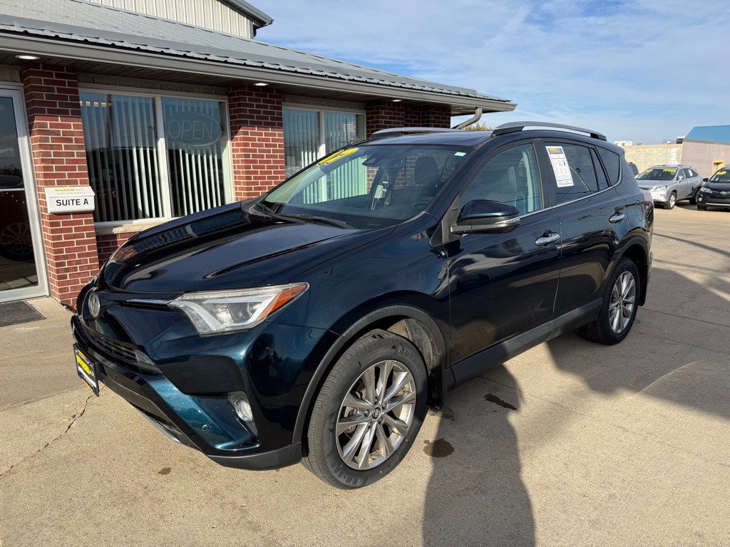 2017 Toyota Rav4 Image 3