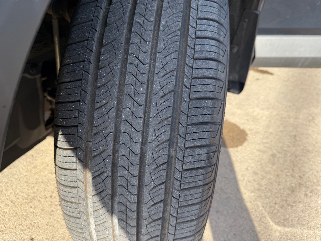 2017 Toyota Rav4 Image 24