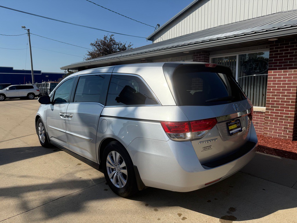 2015 Honda Odyssey Image 5