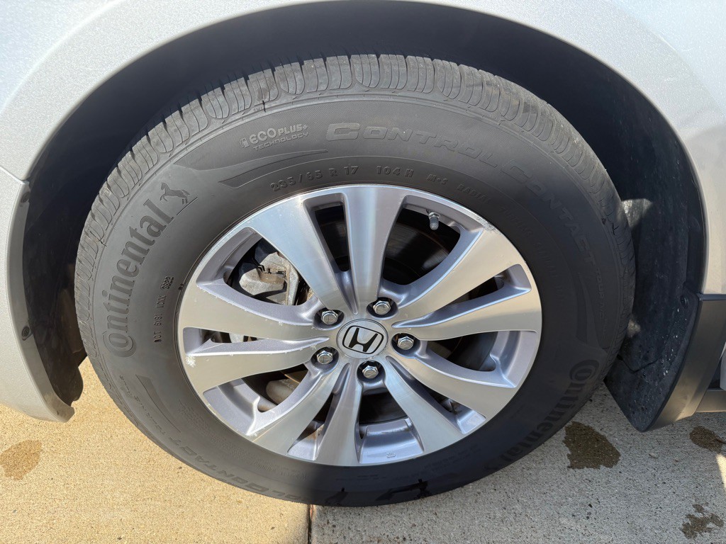 2015 Honda Odyssey Image 25